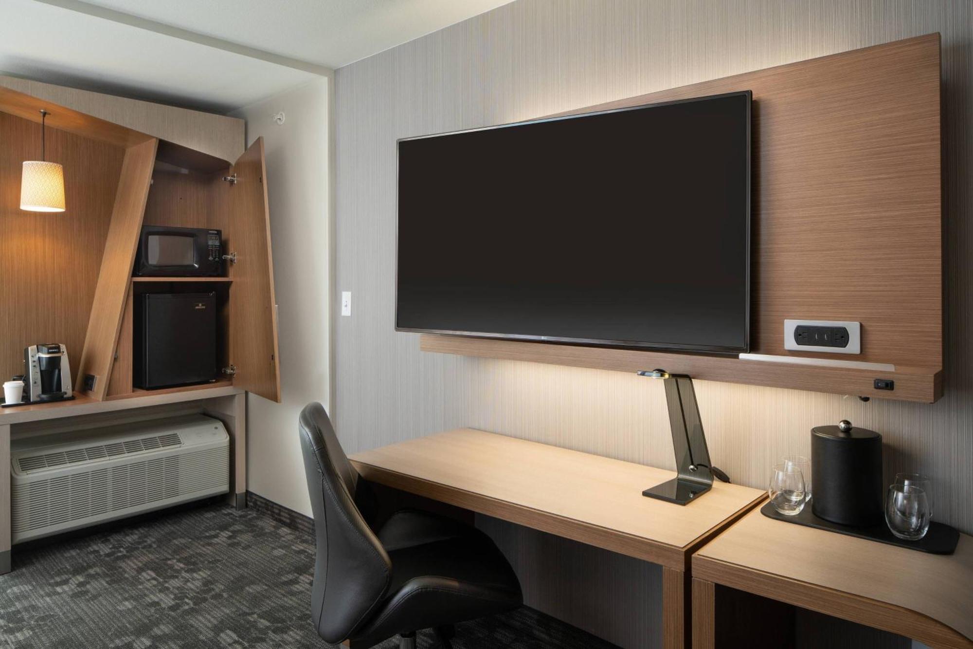 Courtyard By Marriott Lafayette South Hotell Eksteriør bilde